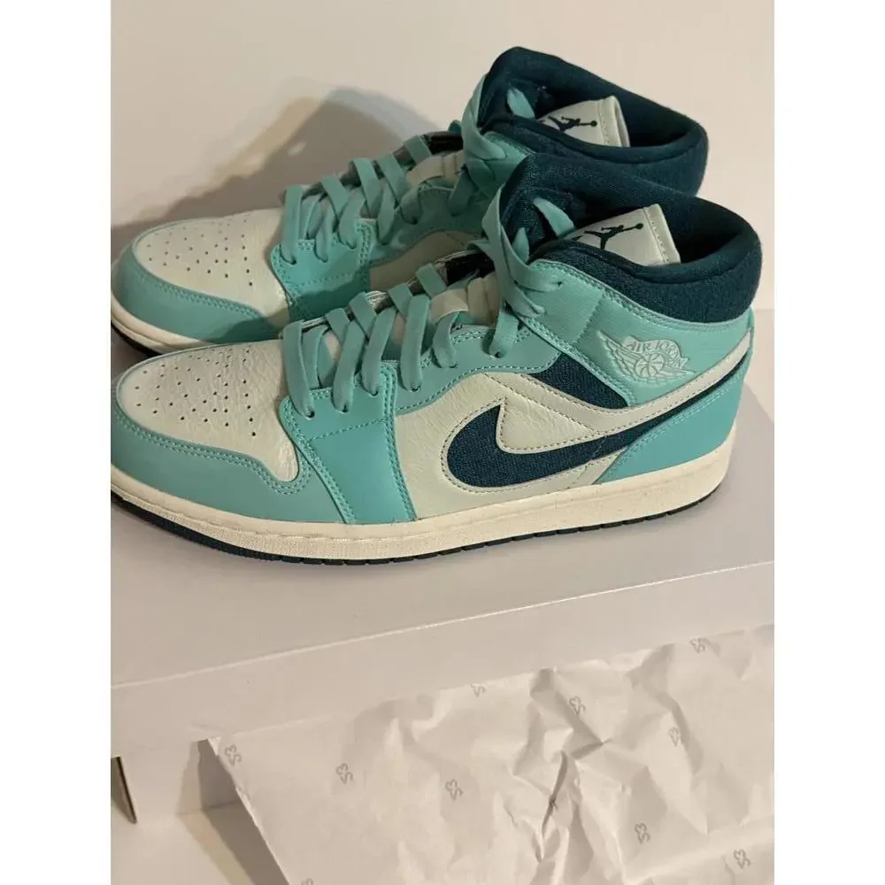 Jordan 1 Mid SE Chenille Bleached Turquoise Teal Aqua Womens 9.5 NWT Box - Picture 8 of 12